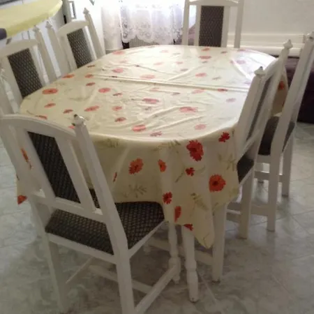 Apartament Rozs Haz *
